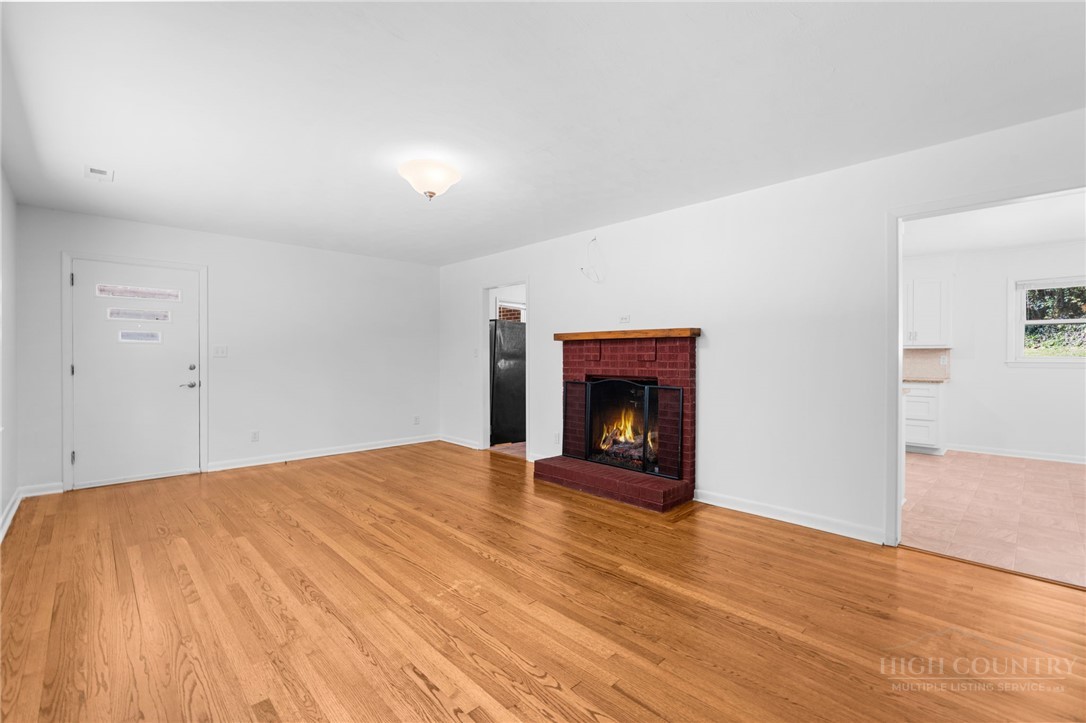 118 Rainbow Trail Property Photo 6