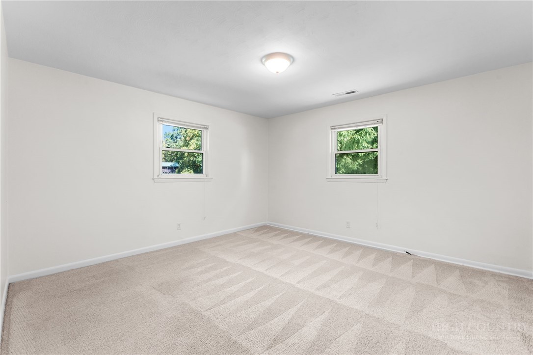 118 Rainbow Trail Property Photo 17