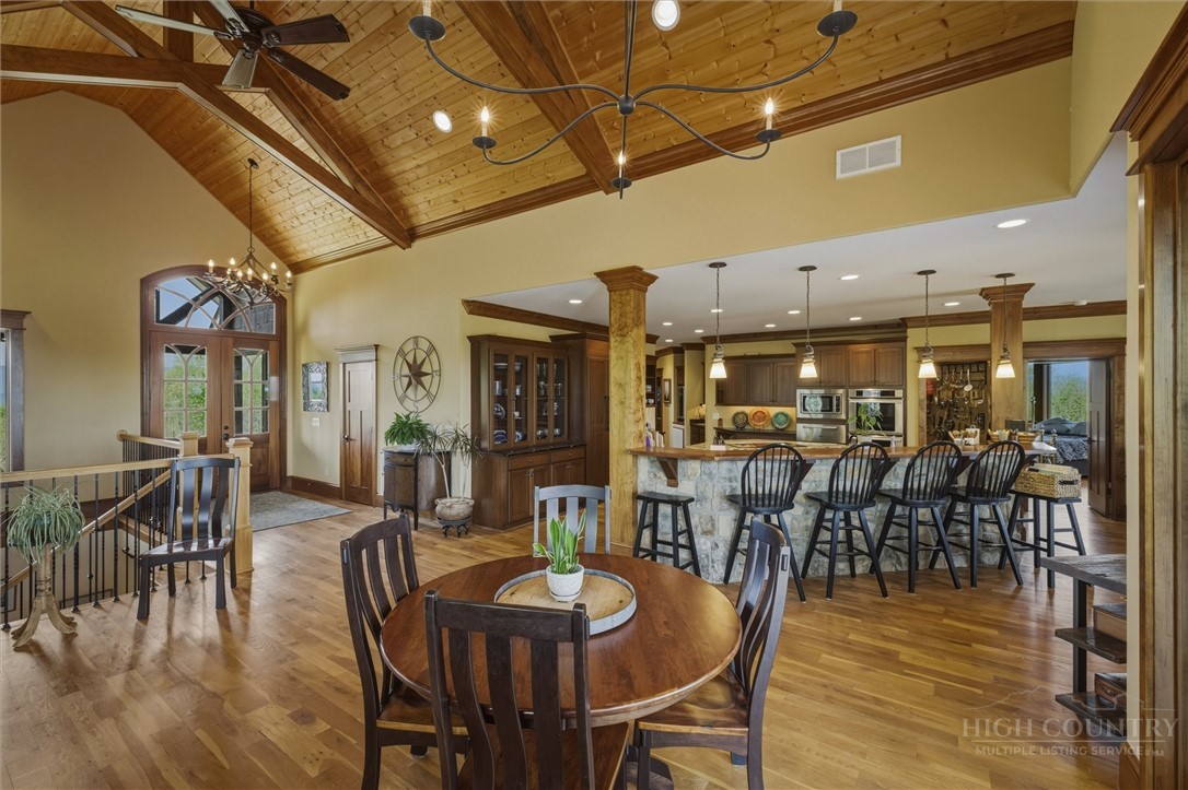 1638 Johns Ridge Parkway Property Photo 18