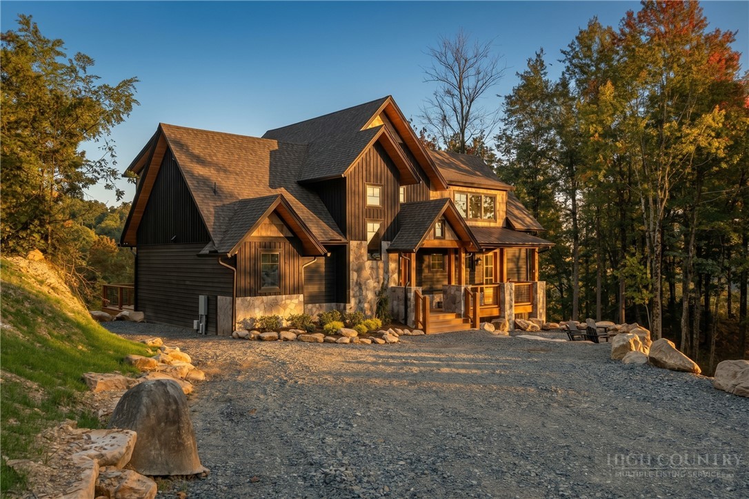 28 Thunderbolt Drive Property Photo 1