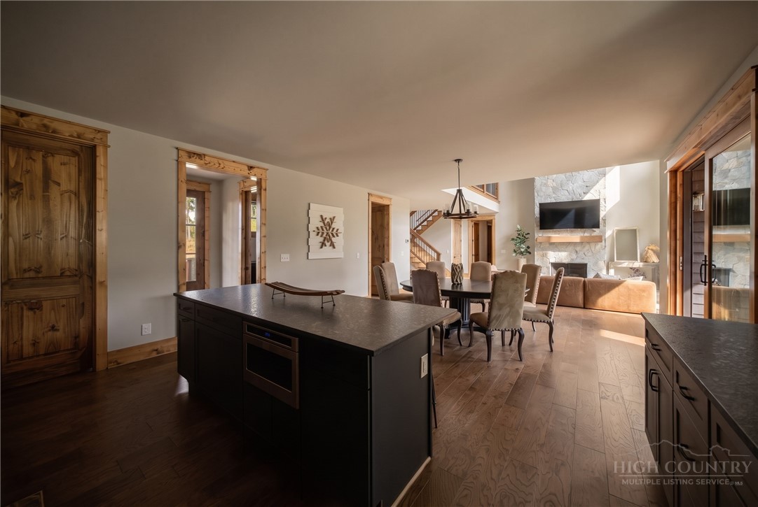 28 Thunderbolt Drive Property Photo 6
