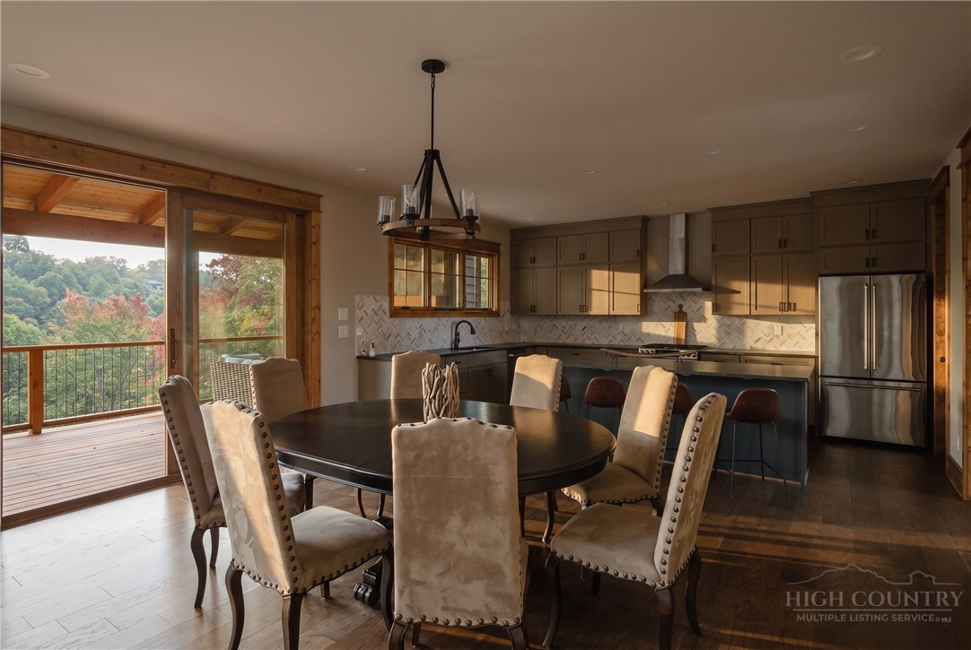 28 Thunderbolt Drive Property Photo 8