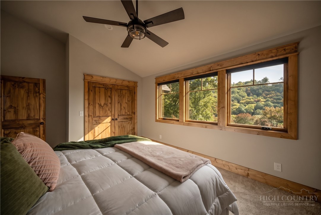 28 Thunderbolt Drive Property Photo 21
