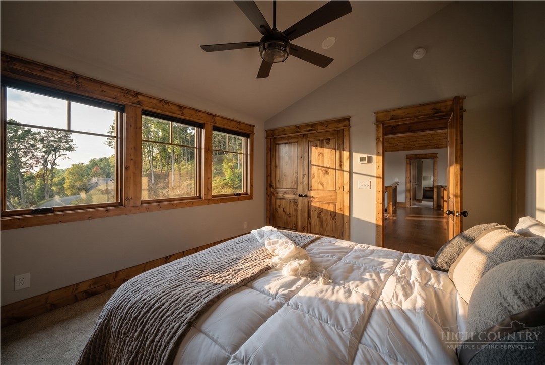 28 Thunderbolt Drive Property Photo 24