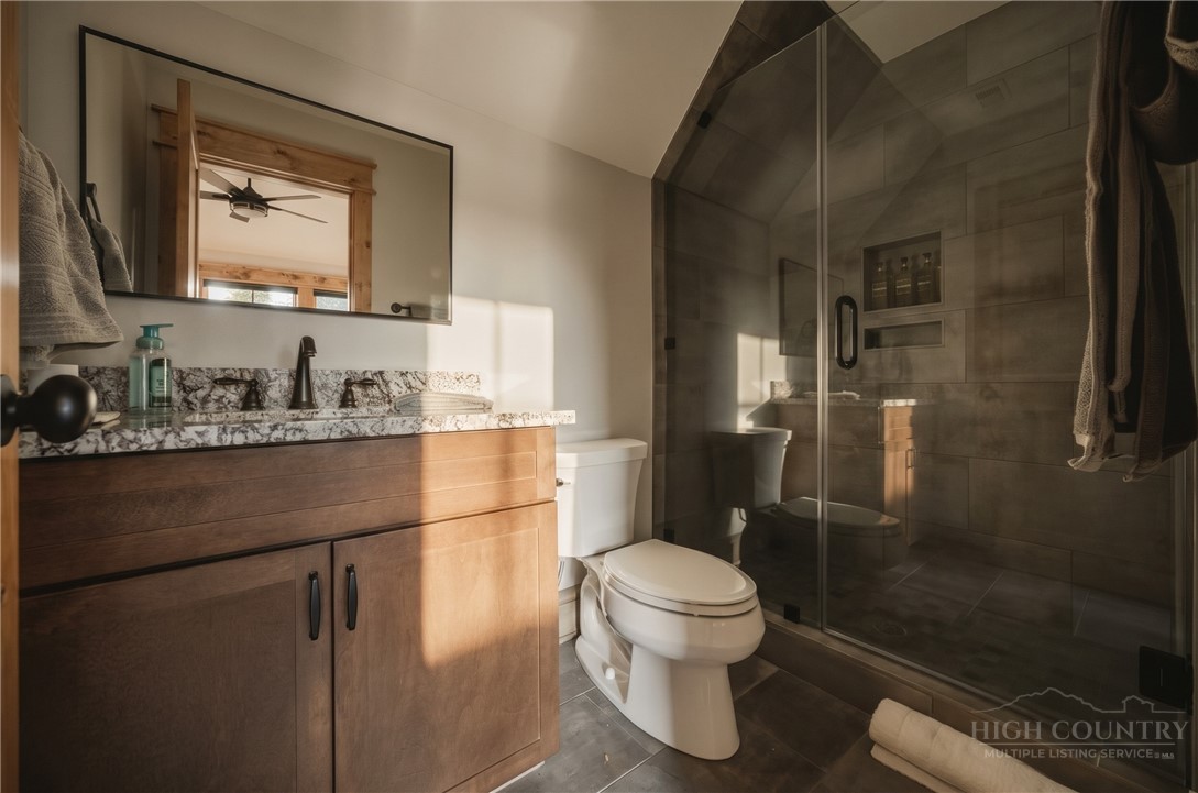28 Thunderbolt Drive Property Photo 30