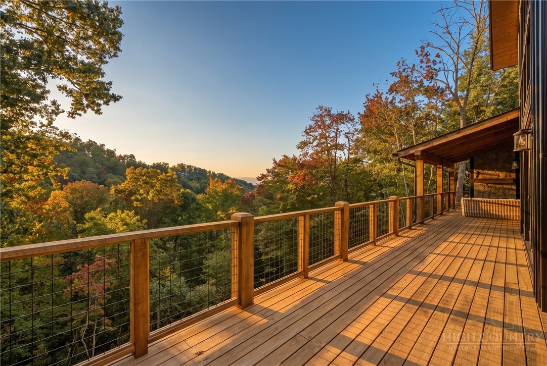 28 Thunderbolt Drive Property Photo 31