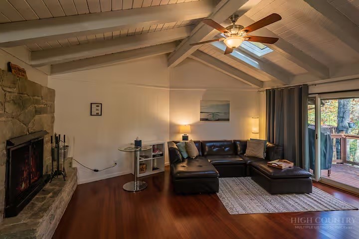 106 Beechwood Lane 1 Property Photo 4