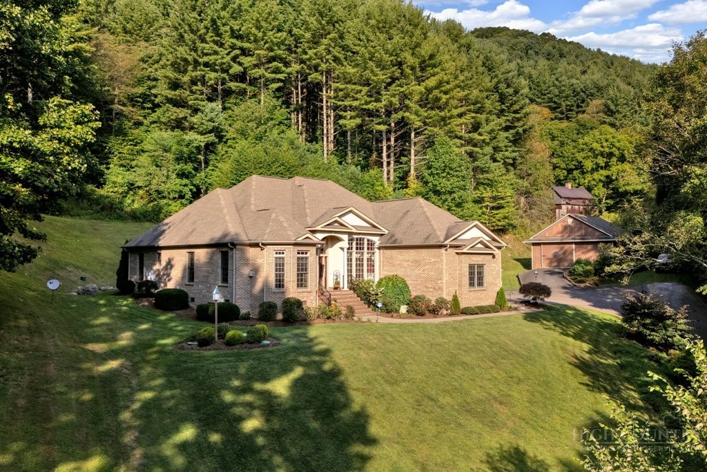721 Will Glenn Road Property Photo 1