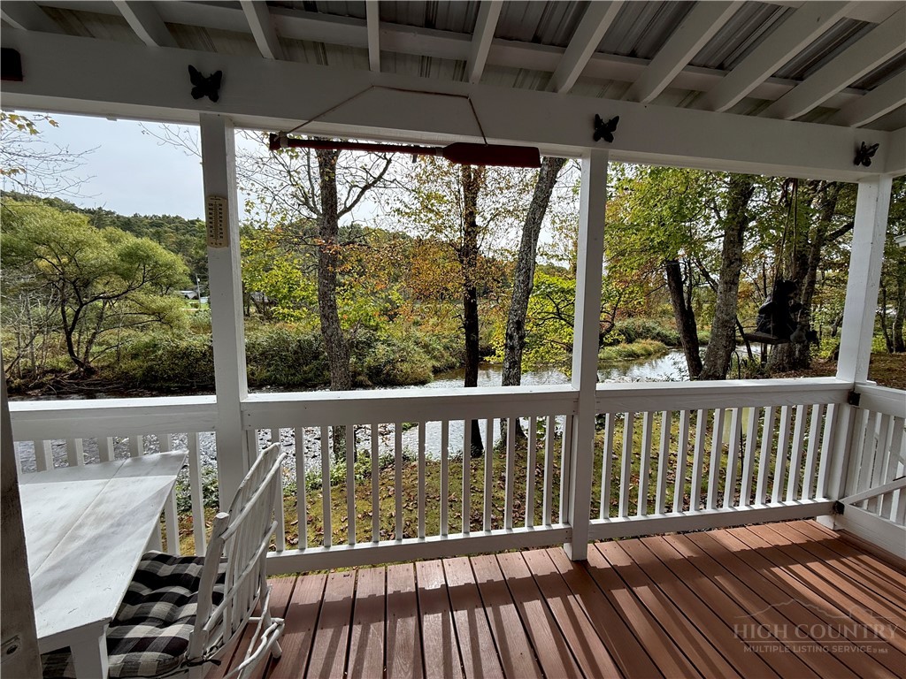 16 Fish Camp Circle Property Photo 14