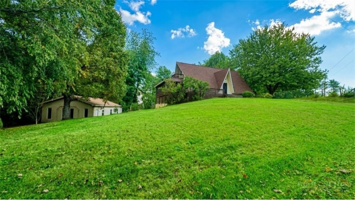 370 Osee Road Property Photo 1