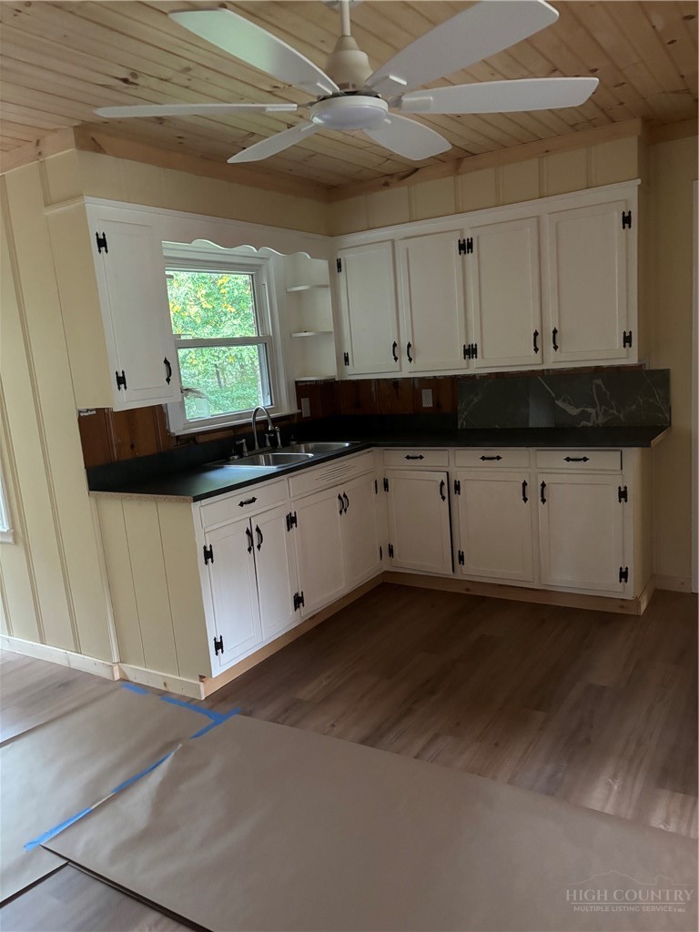 254 Collins Road Property Photo 7
