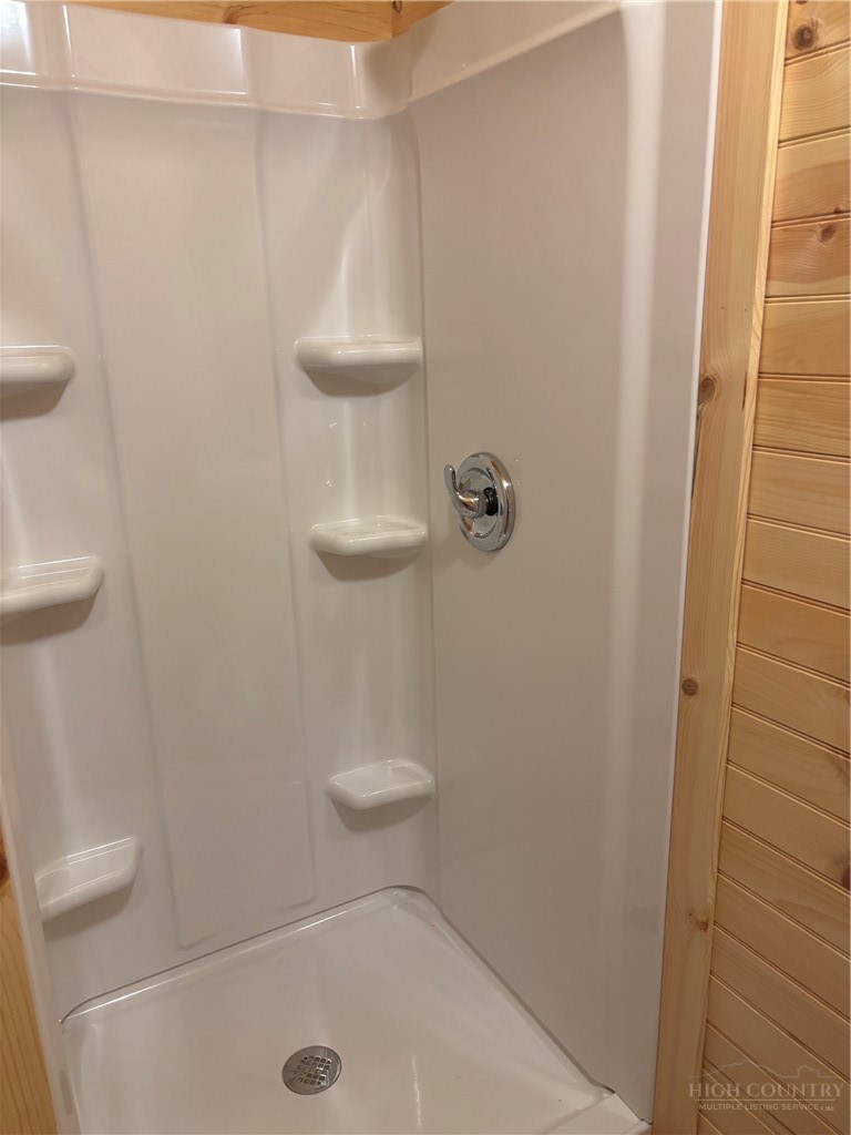 254 Collins Road Property Photo 20