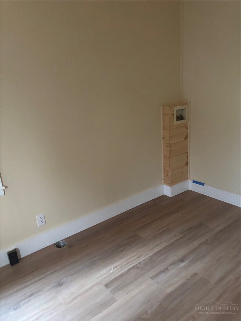 254 Collins Road Property Photo 23