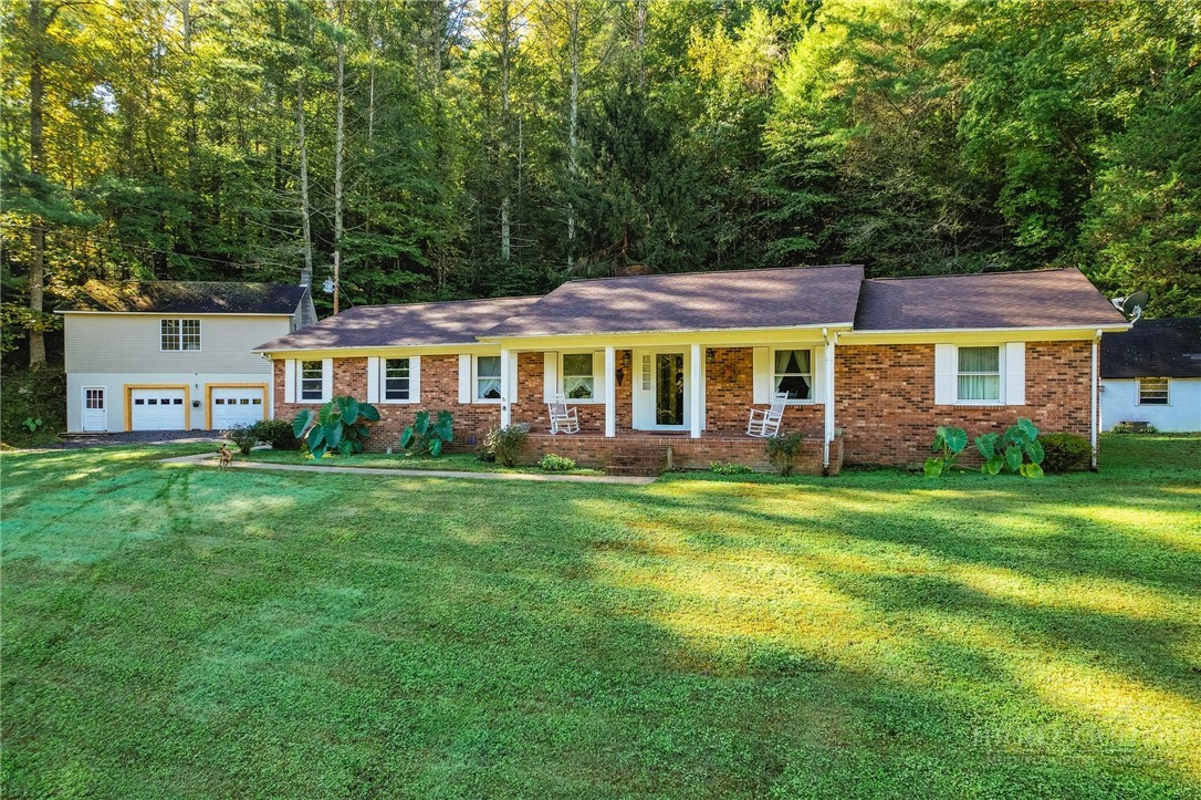 5609 Elk Creek Darby Road Property Photo 1