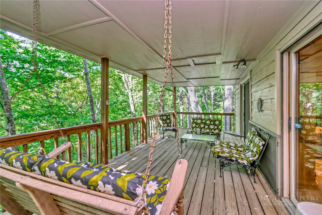 325 Grandview Drive Property Photo 17