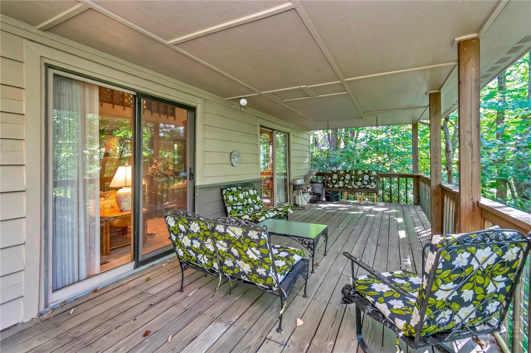 325 Grandview Drive Property Photo 18