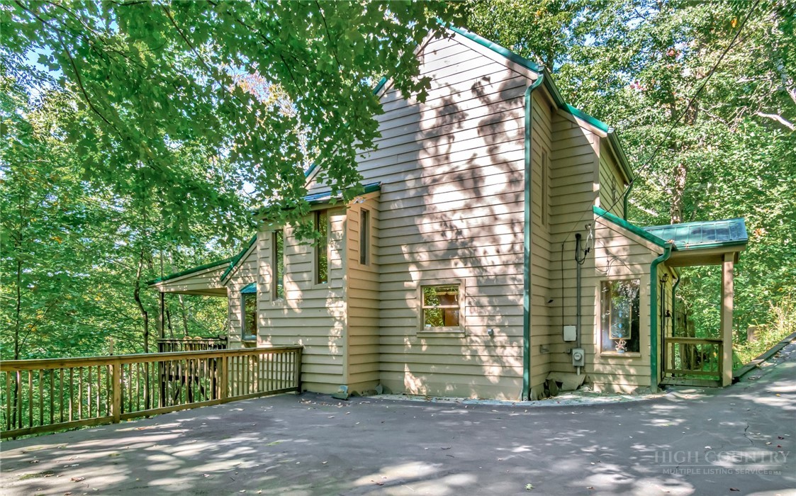 325 Grandview Drive Property Photo 30