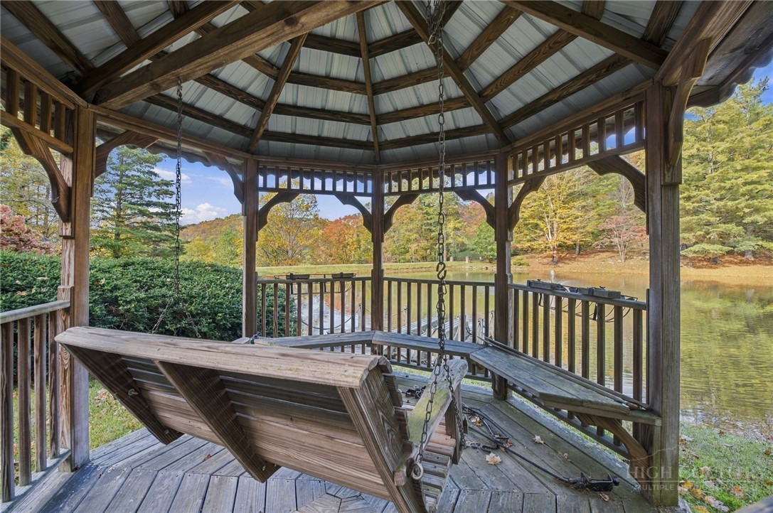 334 Indian Lake Drive Property Photo 5