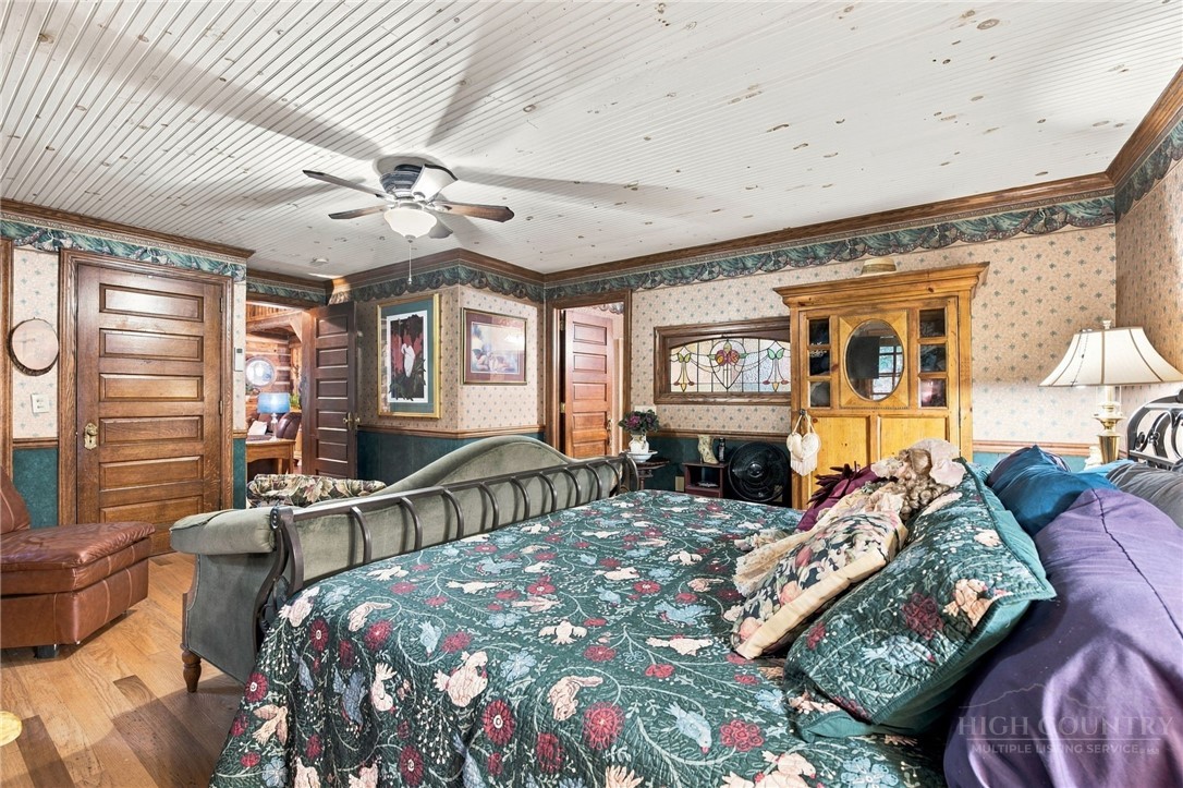 334 Indian Lake Drive Property Photo 29
