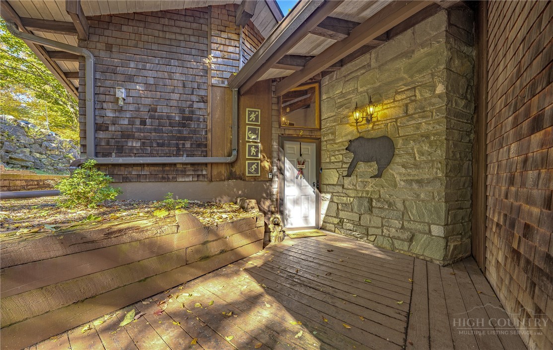 106 Beechwood Lane 2 Property Photo 3
