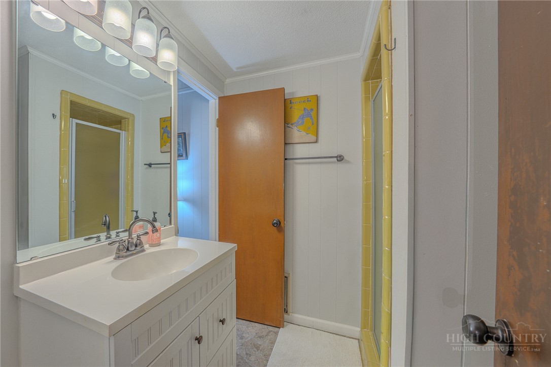 106 Beechwood Lane 2 Property Photo 30