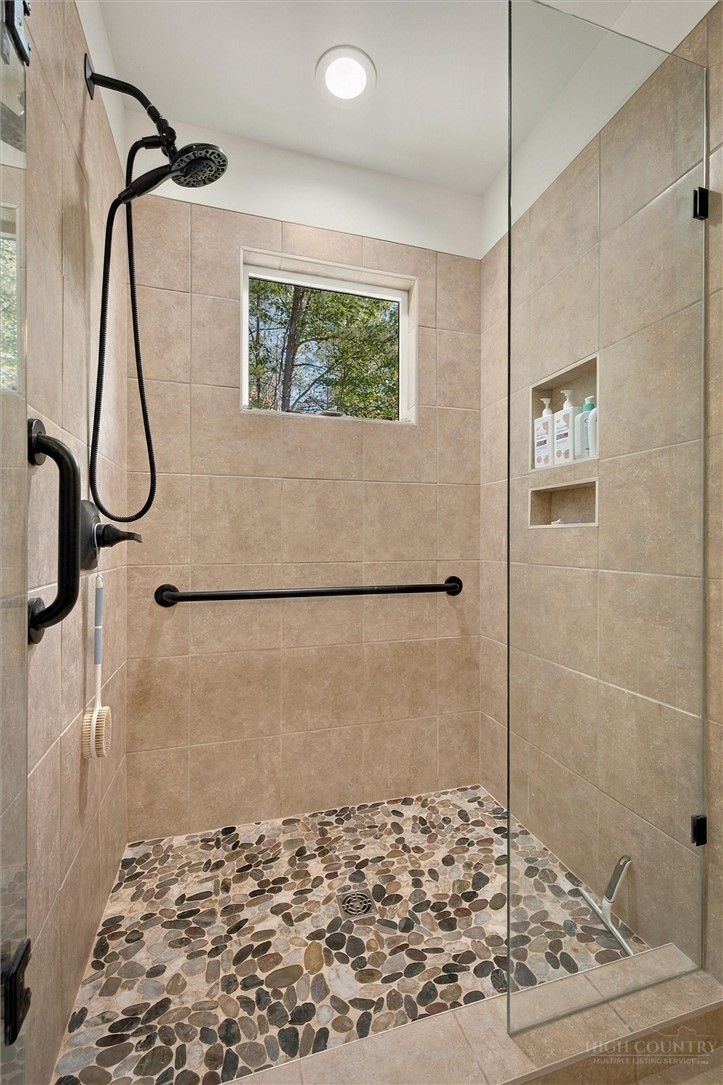 5381 Dogwood Way Property Photo 33