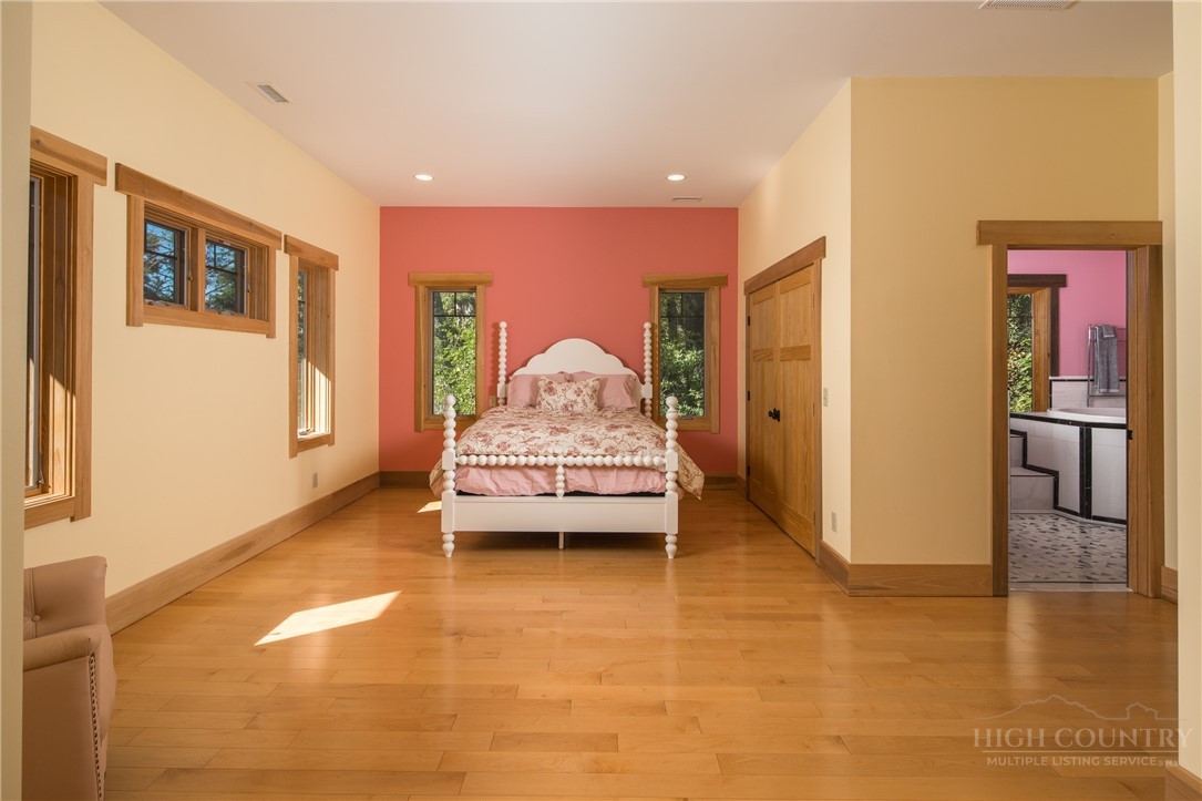 204 Hill Street Property Photo 16