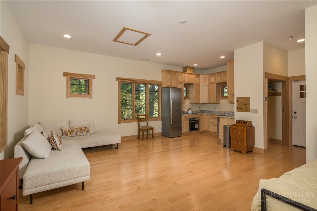 204 Hill Street Property Photo 26