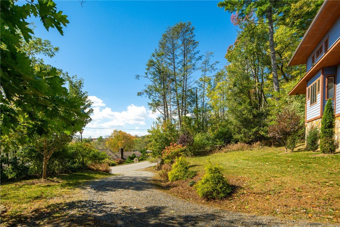 204 Hill Street Property Photo 43
