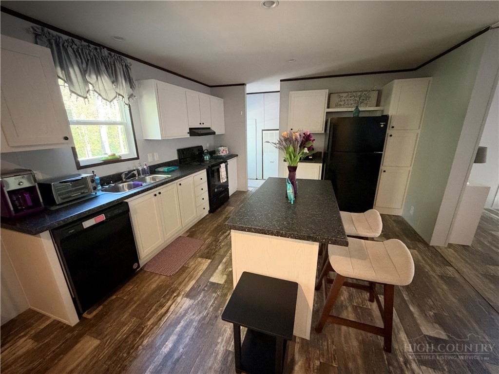 487 Mars Mountain Place Property Photo 5