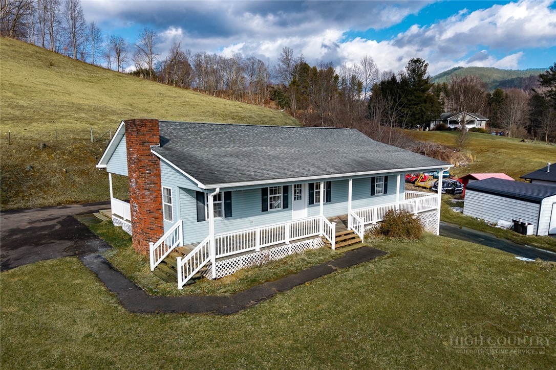 7215 Hwy 421 N Property Photo 1