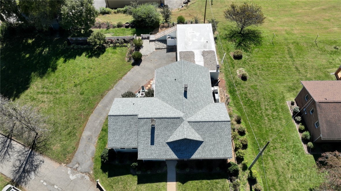201 W Henderson Drive Property Photo 42