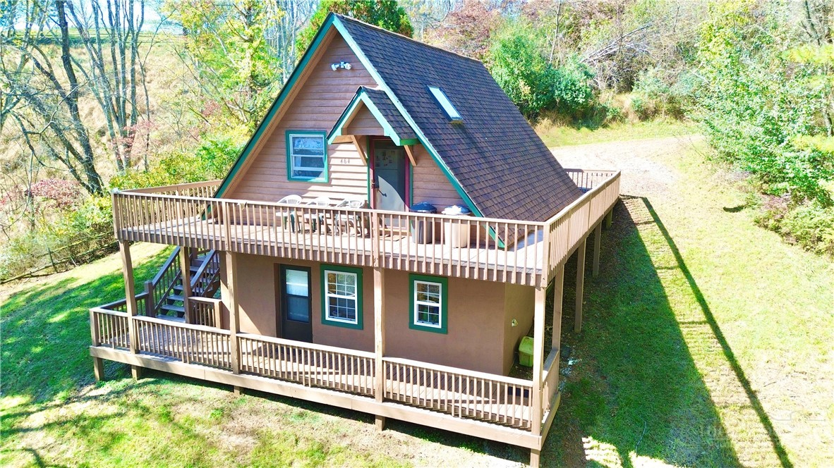 464 Lucky Hill Road Property Photo 1