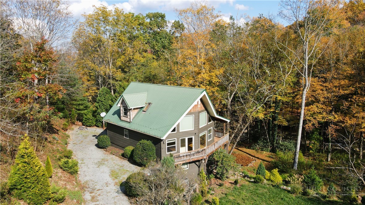 169 Crystal Dew Property Photo 2