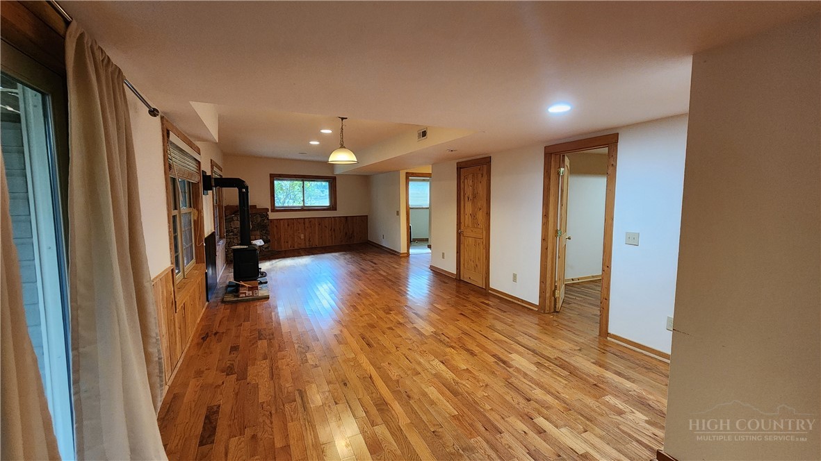 169 Crystal Dew Property Photo 24