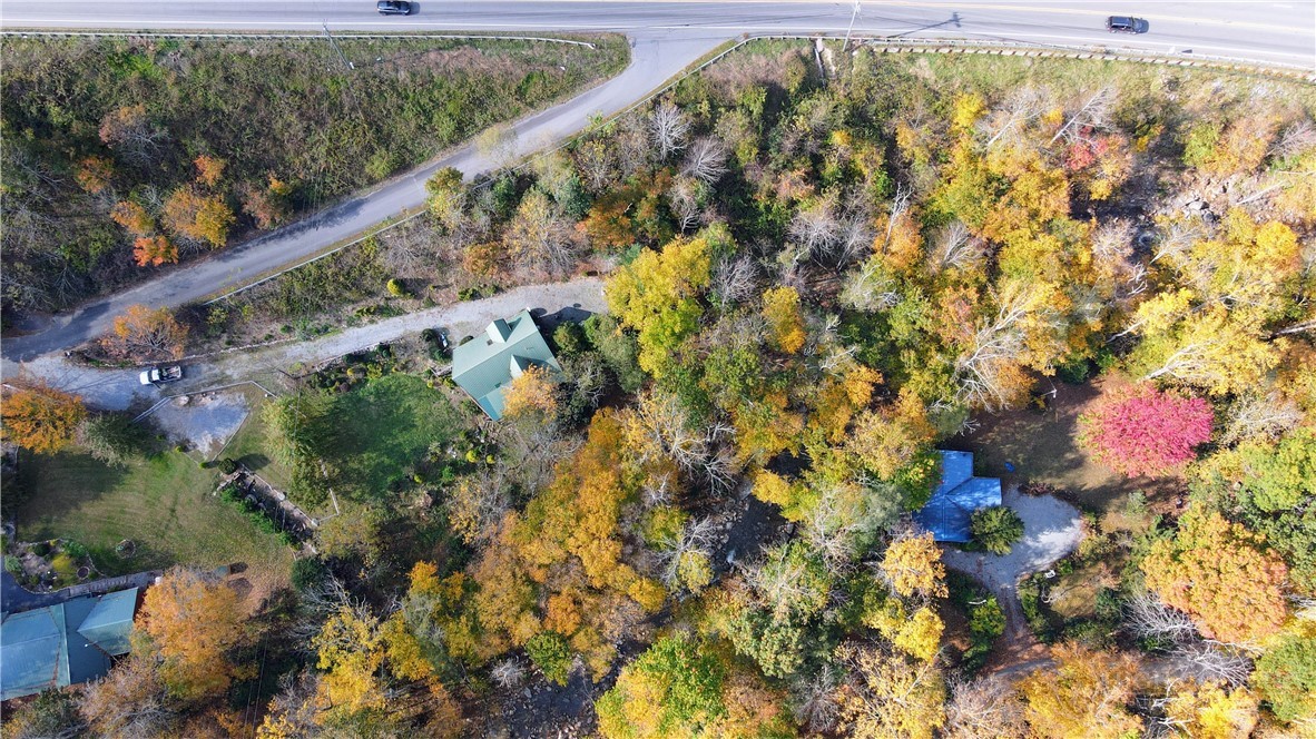 169 Crystal Dew Property Photo 36