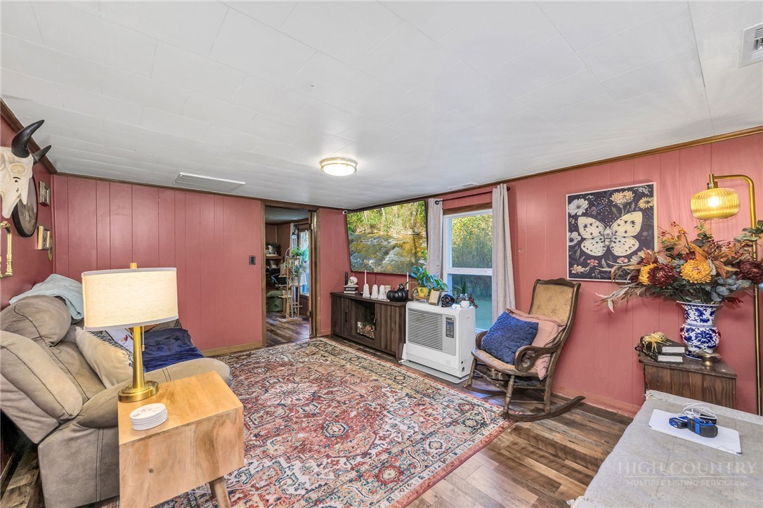 9472 N Old 16 Highway Property Photo 8