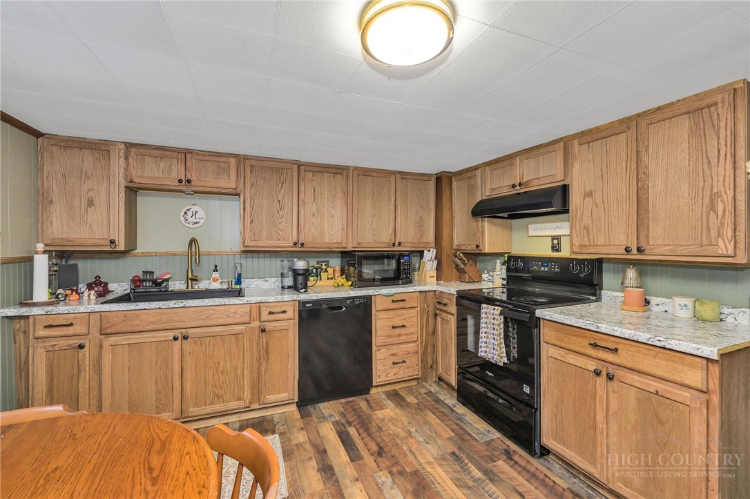 9472 N Old 16 Highway Property Photo 14
