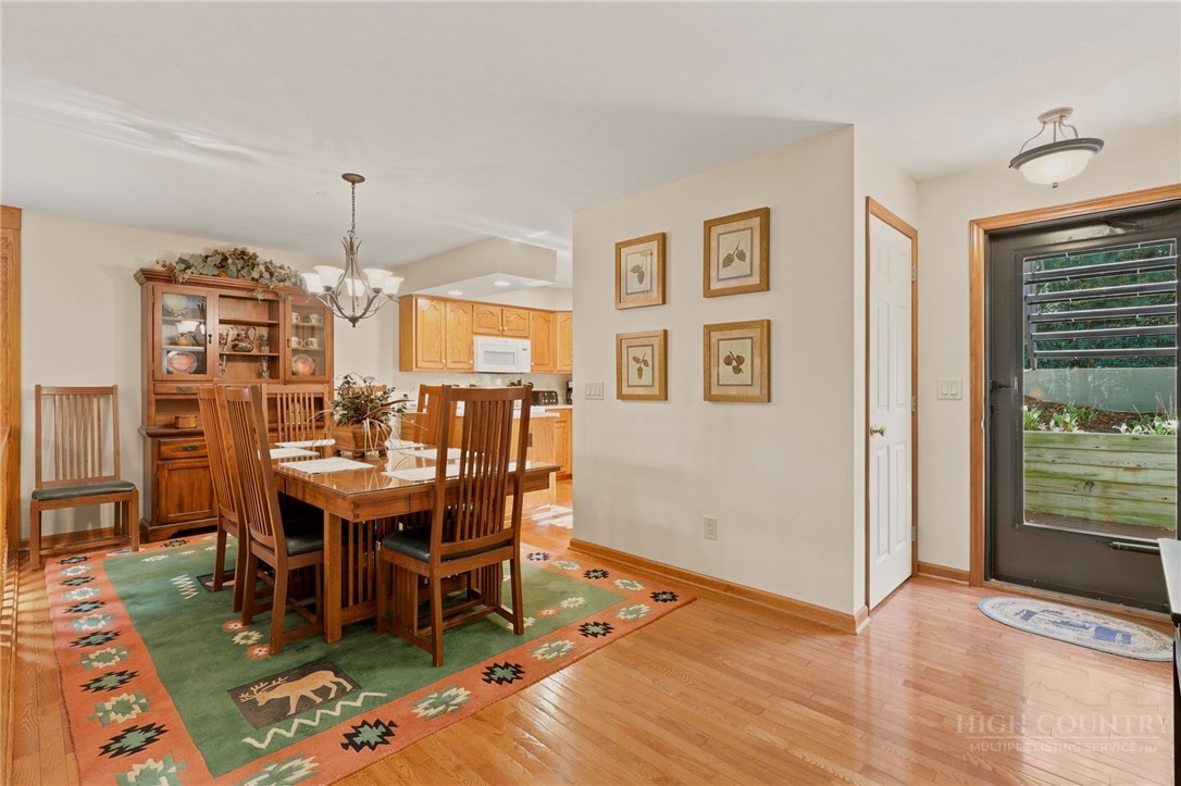 491 Waterside Drive 2 Property Photo 5