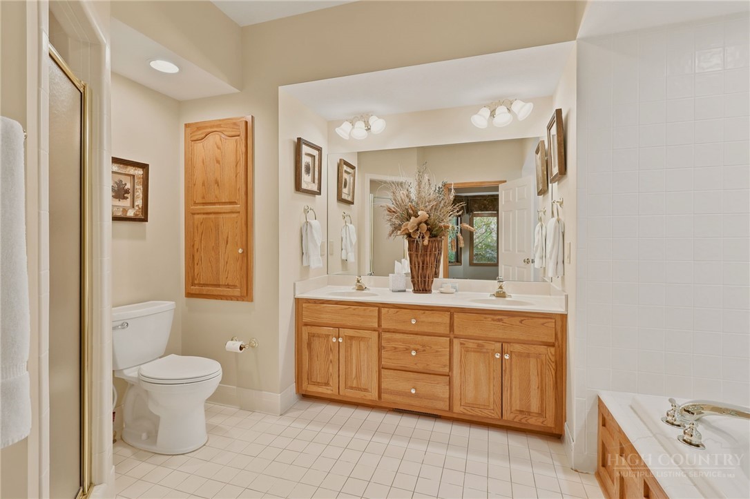 491 Waterside Drive 2 Property Photo 18