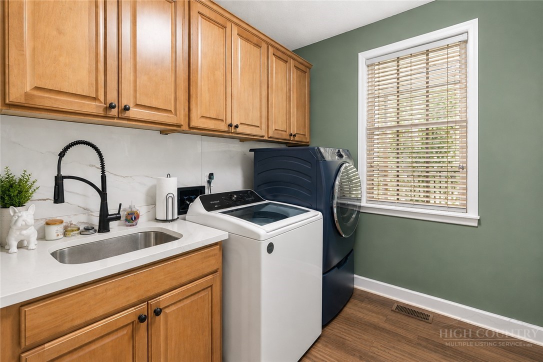 208 Monk Court Property Photo 21