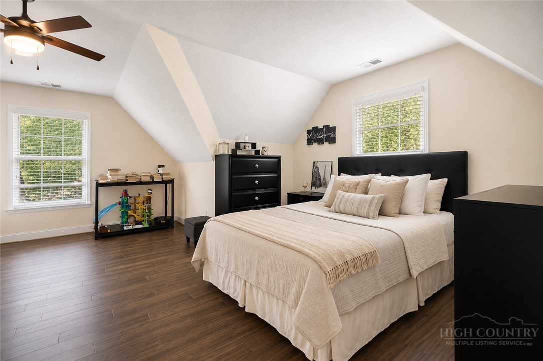 208 Monk Court Property Photo 25