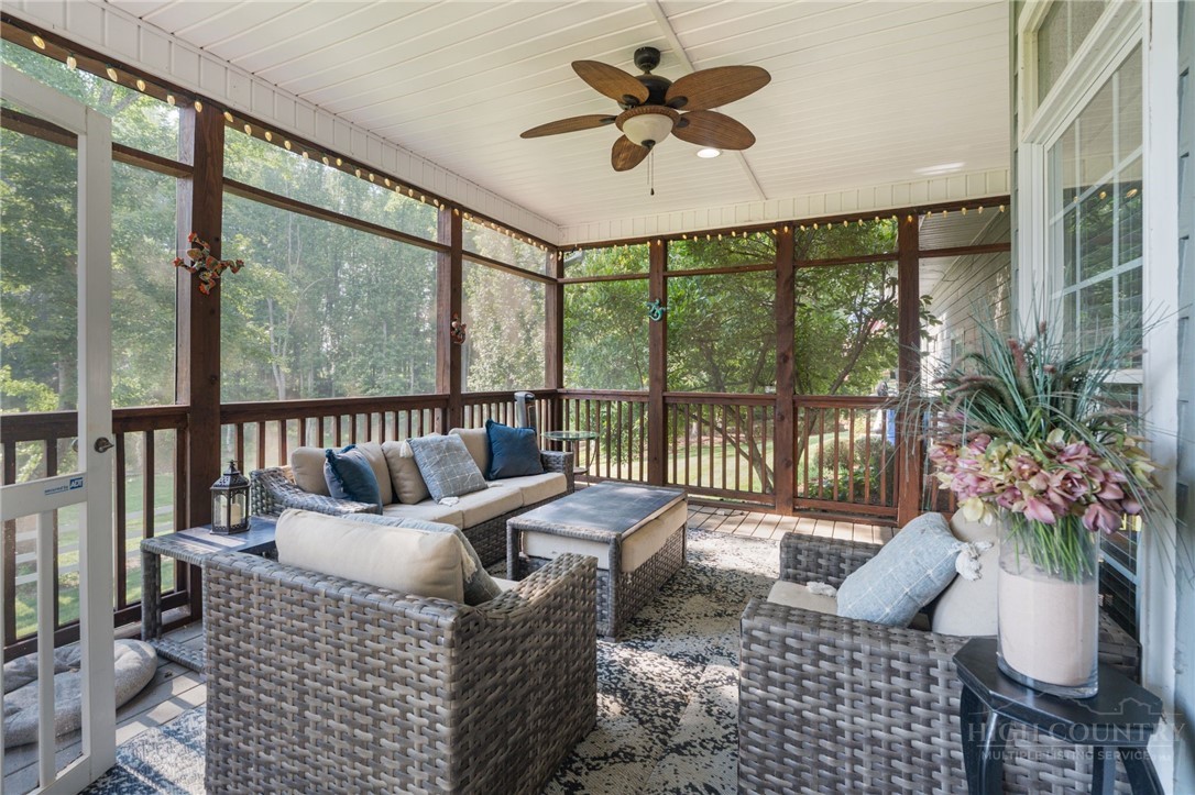 208 Monk Court Property Photo 33