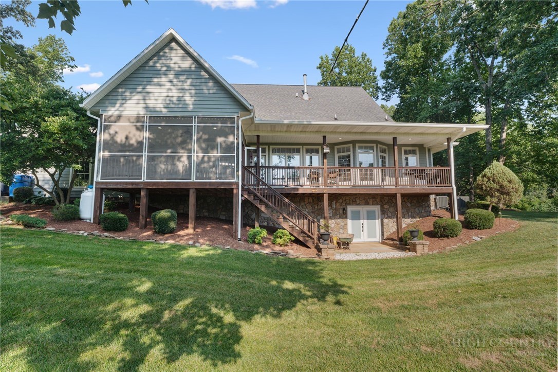 208 Monk Court Property Photo 38