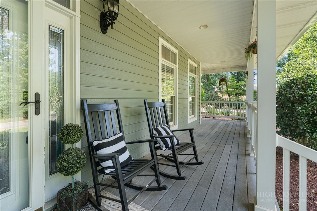 208 Monk Court Property Photo 39