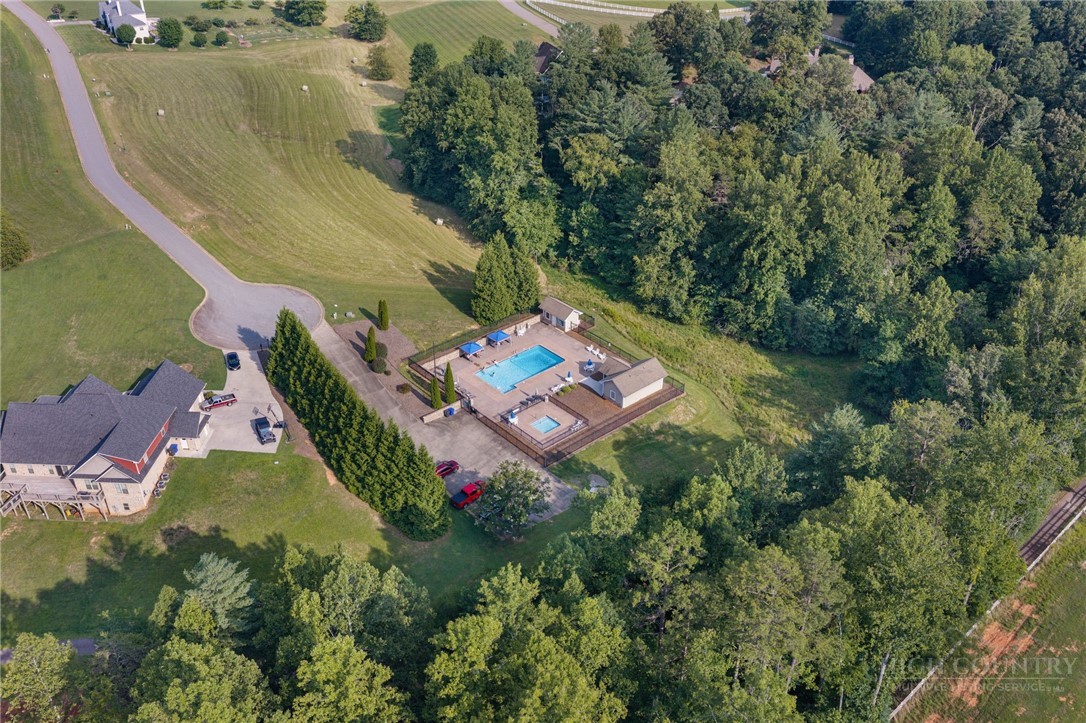 208 Monk Court Property Photo 42