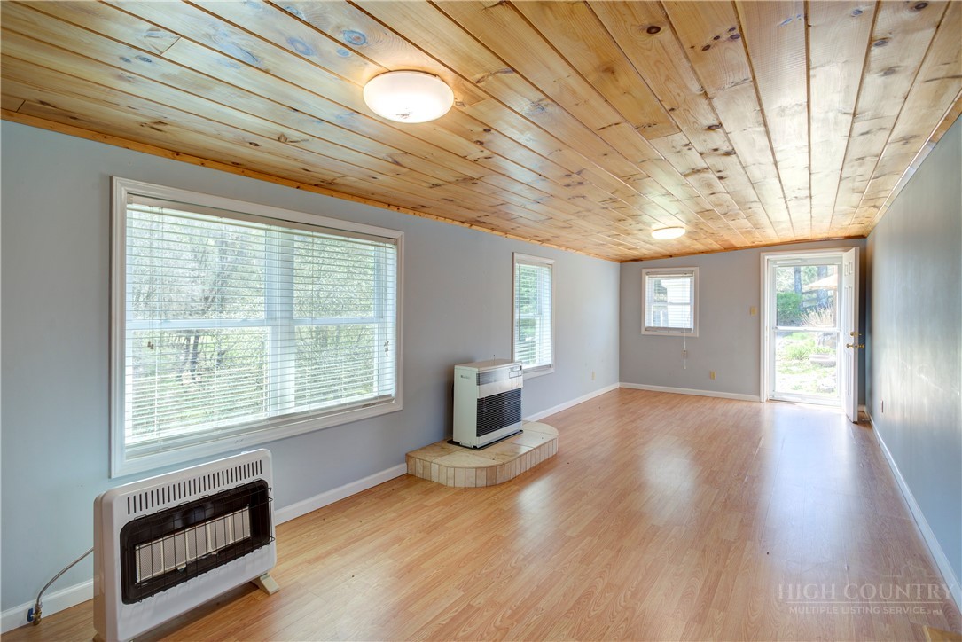 2081 Bakers Ridge Road Property Photo 26