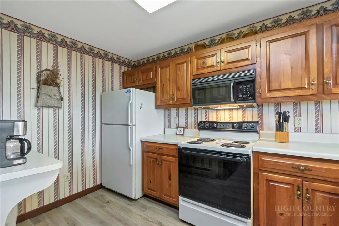 170 Crest View Lane 200-f Property Photo 13