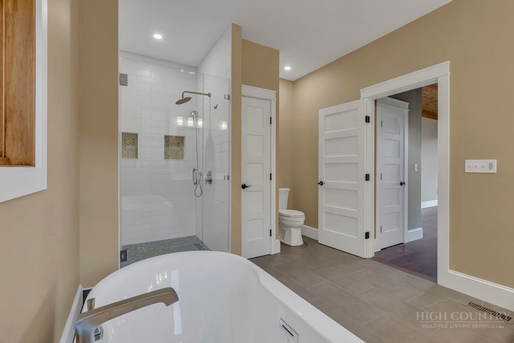 808 Chestnut Ridge Trail Property Photo 24