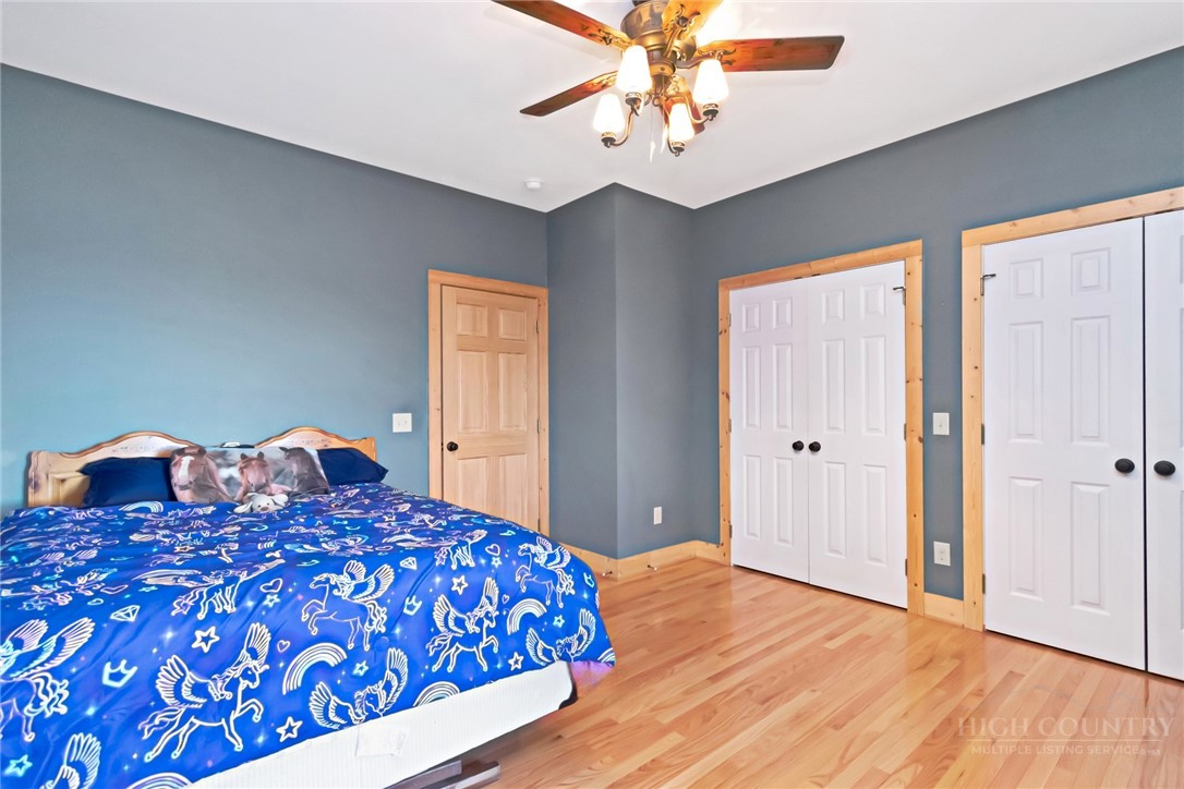 658 Green Point Lane Property Photo 19